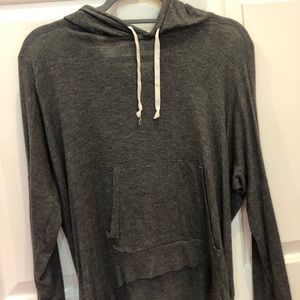 Brandy Melville shirt